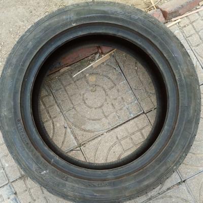 Chine La voiture d'occasion des pneus 195/50R15 de Brigestone a employé OIN ccc de pneus à vendre