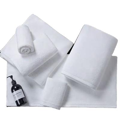 China Sustainable 100% Cotton Hotel Bath Towels 5 Star High Quality White And Skin Friendly Bath Towels for sale