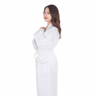 China Breathable and durable 100% cotton white bathrobe cotton robe long robe hotel star hotel cotton QUICK DRY cotton bathrobe waffle use for sale