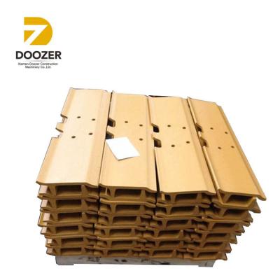 China Excavator /dozer EX30, EX200, PC200, EC200 Excavator Track Shoe / Excavator Spare Parts Steel Track Pads for sale