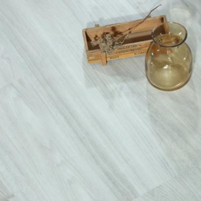 China Water Resistant Wood Best Price WPC Lifeproof Outdoor Vinyl Plank SPC Hybrid Flooring for sale