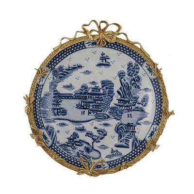 China Hand Painted Chinese Art Decor Blue and White Ceramic with Copper Round Wall Decoration Hanging Plate for Living Room Hotel Porch Pendant for sale