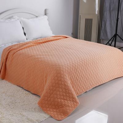 China Breathable High Quality Quilted Washed Comforters On The Bed for sale