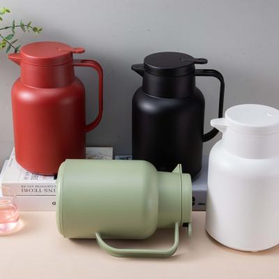 China Inner glass insulated vacuum flasks 1L 1.5L tea coffee thermos thermoflask baby plastic arabic water termos for sale