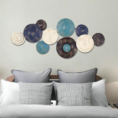 China Modern MDF Metal Sculpture Plates Multi Color Surrounds Decorative Wall Hanging Art for sale