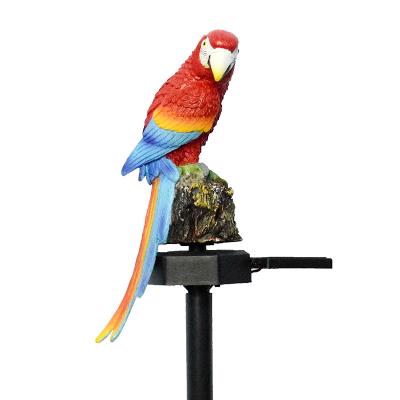 China Outdoor Water Proof Solar Lamp Lawn Resin Garden Ornaments Parrot Statue Garden Waterproof Solar Light For Garden Ornament for sale