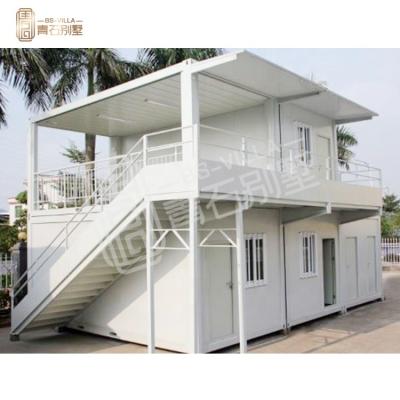 China China living container house use parking lot folding modular houses cabin houses mobile prefabricadas for sale