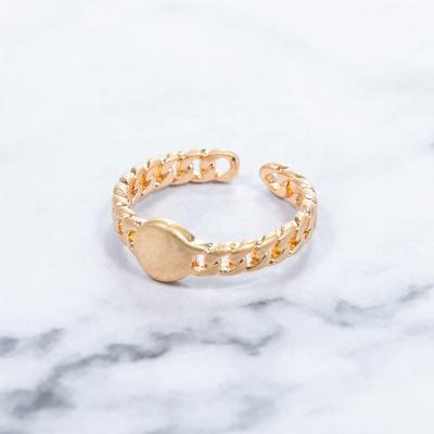 China New Arrival Fashion Design New Delicate Jewelry Brass Metal Chain Link Rings For Women Worn Gold Plated for sale