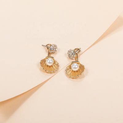 China New Design New Fashion Jewelry Shell Shape Designed Metal Earrings Unique Korean Special With Crystal And Pearl 2 Ways Wearing for sale