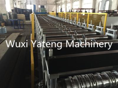 China Corte hidráulico galvanizado telhando a máquina de rolamento da chapa metálica, máquina anterior material do rolo de aço de PPGI à venda