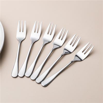 China 2021 Sustainable Top Selling Products Fruit Dessert Cake Fork 18/10 Luxury White Silver Stainless Steel For Party for sale