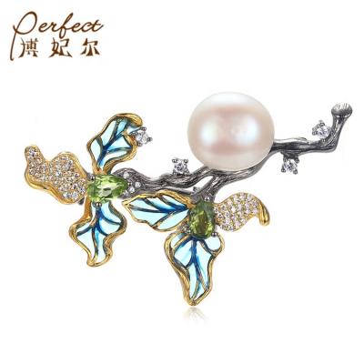 China PERFECT Baroque Pearl Brooch Pin Sterling Silver White Zircon Brooch Newcomer Brand Designs Silver 925 for sale