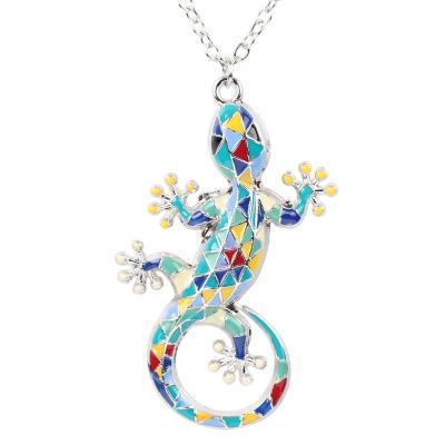 China NEWEI FASHIONABLE Enamel Alloy Metal Men Women Pet Jewelry Gecko Lizard Crawling Pendant Chain for sale