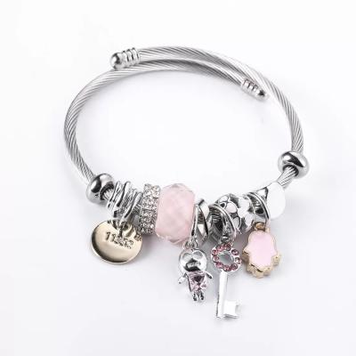 China High Quality DIY Alloy Bracelet Ladies Glass Creative Gift Crystal Pendant Bracelet Adjustable Gold Plated Bracelet for sale