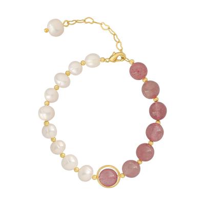 China Custom Wholesale Women Natural Pearl Bracelet Crystal Bracelet Copper Jewelry High Quality Strawberry Bracelet for sale