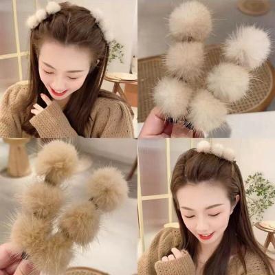 China Double Strokes New Cute Soft Plush Braided Hairpin Clip Hair Ball Headdress Hairpin Girls Platypus Clip for sale