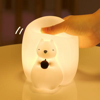 China Pat Discoloration Discount LED Night Light 7 Colors Colorful USB Rechargeable Squirrel Kids Silicone LED Night Light for sale