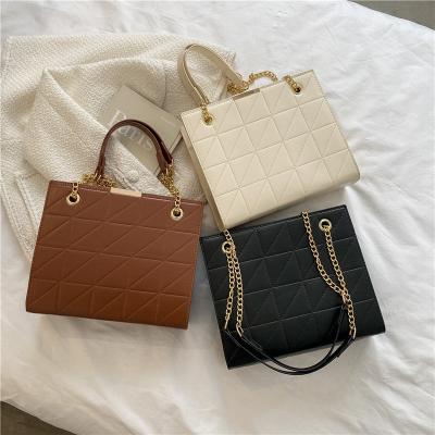 China New Fashion Qulited Cross-body Bag Popular Qulited Fashion Ins Soft Chain Women's Diamond Women's Tote Bags for sale