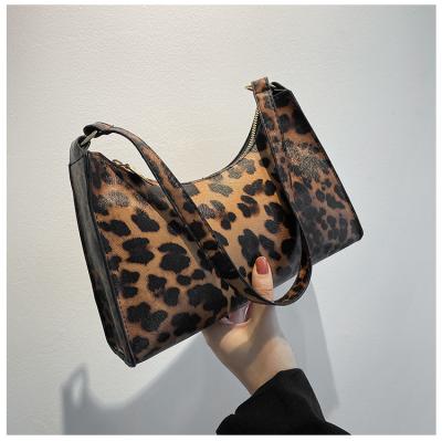 China Fashion Lady Underarm Shoulder Bag Fashion Women Ladies Leopard Print Black PU Leather Girls Lady Handbag OEM ODM Handbag Accept for sale