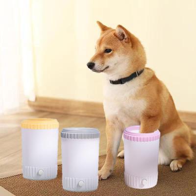 China Dirty Pet Cat Paw Cleaner Foot Washer Cup Amazon Claws Best Selling Viable Automatic Outdoor Portable Silicone Grooming for Dog for sale