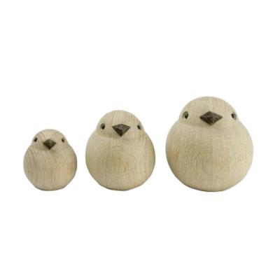 China Bird natural wood craft living room decoration craft bird Europe beech desktop ornament for sale