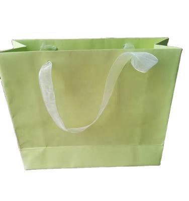 China Professional Factory Custom Foldable Custom 100% Paper Shopping Bags Recyclable With Handle for sale