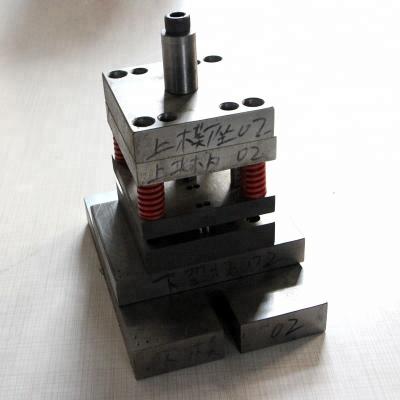 China Custom Mechanical Metal Carbide Punch Press Die Set for sale