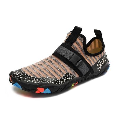 China Fashion\Comfortable\Durable\Breathable\Lit 2021 New Arrivals Black Unisex Running Water Sport Skin Knocks Quick Dry No Slip Women Beach Shoes for sale