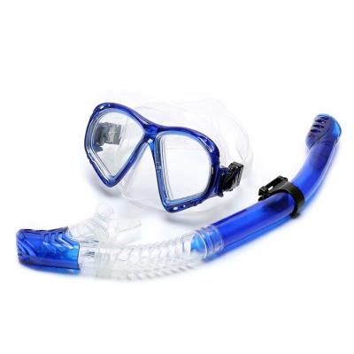 China Eco-friendly Scuba Diving Equipment Swim Diving Mask Set With Snorkel Anti - Dry Fogg Protection Tempered Glass for sale