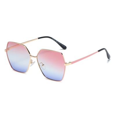 China New Fashion High Quality Fashion Sunglasses Stainless Colorful Frame For Women Sunglasses 2021 for sale