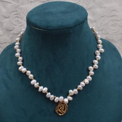 China Manufacturer Wholesale Baroque Near round pearl 14K gold portrait FASHIONABLE necklaces natural handmade zhiteng clavicle beaded ne for sale