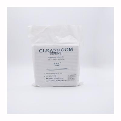 China 100% Disposable Disposable Cleanroom Wiper 4*4 Polyester Low NVR Ionic LPC Lint Free Cloth for sale