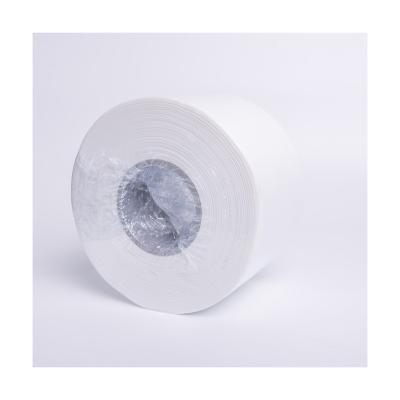 China Roll Size Disposable Cleanroom Wipes Soft Low Linting Material Wipes In Cleansing Roll After Bonding for sale