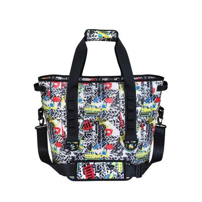 China Waterproof Fashion Customizable Thermal Insulated 30L Handle Cooler Bag YETl Soft Cooler Handbag for sale