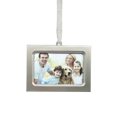 China Elegant Silver Christmas Day Decoratiom Design Christmas Ornament, Horizontal Picture Frame Ornament, Picture Frames Outline Ornaments For Christmas Tree for sale