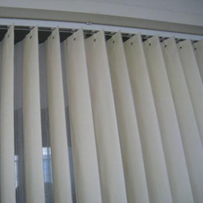 China High Quality Vertical Slat PVC/Fabric Slat Window Shades Blinds For Office for sale