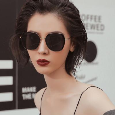 China Hot Selling Polarized Sunglasses Fashion TAC Polarized PC Metal Material Women Polarized Sunglasses for sale