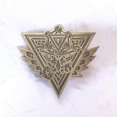 China USA Free Design No MOQ Custom Antique Gold Lapel Pin High Quality Metal Badges for sale