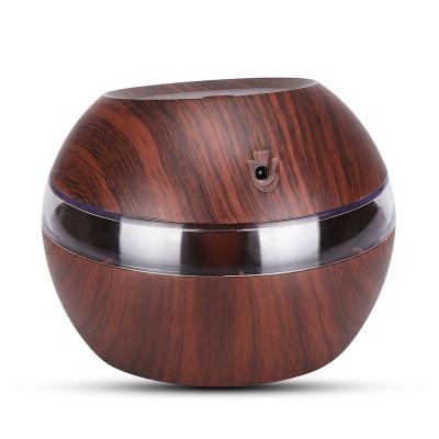 China 300ml Ultrasonic Electric Car Air Humidifier Aromatic Essential Oil Diffuse Wood Grain for sale