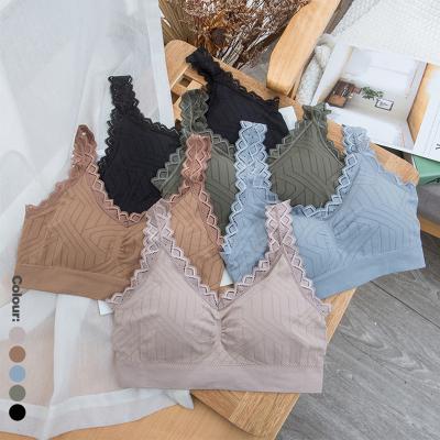 China QUICK DRY Women Cross Back Bra With Removable Pads Wire Free Night Bra For Mexico Girl Lace Tank Top Daily Wear Bra Top for sale