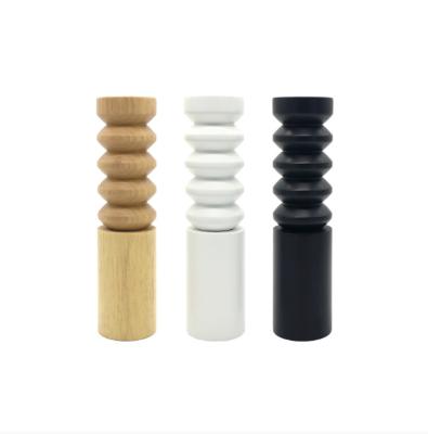 China Hot sale viable solid manual rubber wooden pepper mill with ceramic gric core adjustable pepper grinder for sale