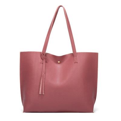 China Tassel Women Leather Shoulder Bags Tote Handbags 2021 In Solid Color With Tassel for sale