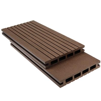 China Modern waterproof engineered wpc wood decking grain outdoor patio flooring for sale