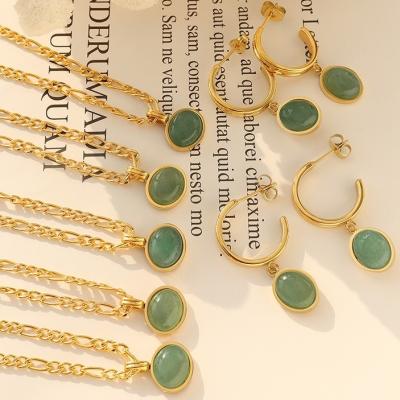 China Vintage 18k Gold Plated Natural Green Agate Necklace Stainless Steel Pendant Necklace Jewelry Wholesale for sale