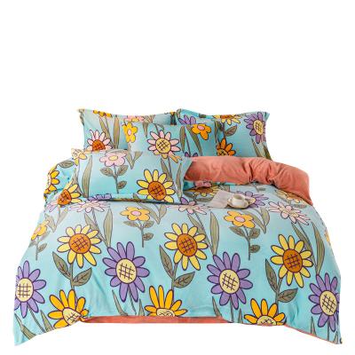 China Nondisposable No MOQ Splendid Sunflower Pattern Winter Pad Milk Wool Fabric Two-tone Comfortable Bedding Set for sale