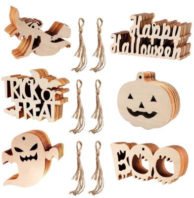 China Europe 60 Piece Halloween Wood Slices Gift Tags Wooden Hanging Ornaments Diy Home Decor Festival Atmosphere Wooden House for sale