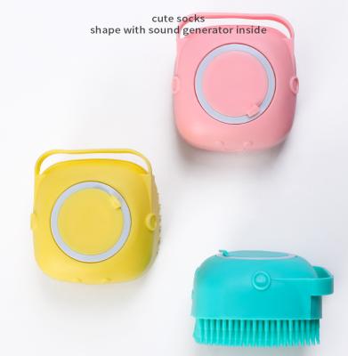 China Stocked Dog Bath Massage Brush Comb Bathroom Shower Grooming Shampoo Cleaner For Cat for sale