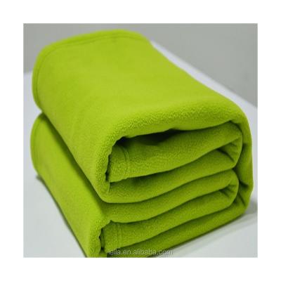 China Other Factory Wholesale Professional 100%Polyester Fleece Solid Office Blanket Air Conditioning Blanket For Office People for sale