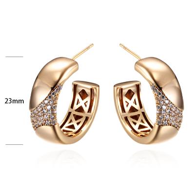 China Simplicity Fashion Design 21524 Silver Earring Needle Stud Non-fading C Earrings Shape Earrings Women for sale