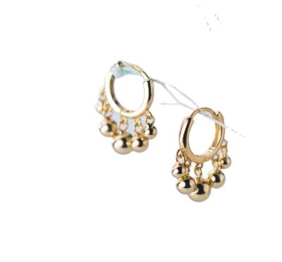 China Newest trend factory price 925 sterling silver earrings women huggies earrings for sale